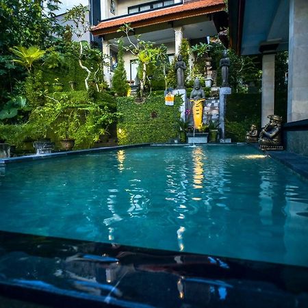 Ubud Wins Bungalow Exterior foto